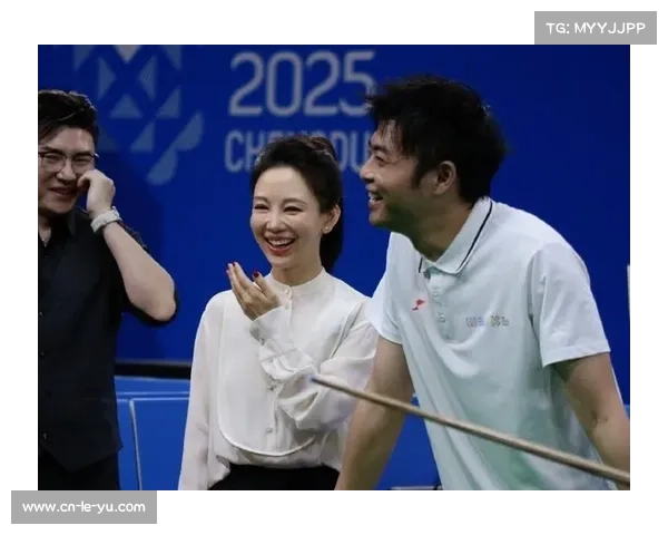 潘晓婷表演赛一杆将2025变成2026，精湛球技引网友赞叹